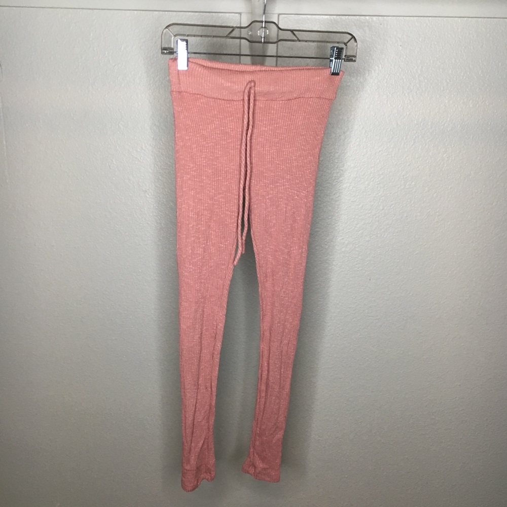 FASHION NOVA Kylie Jenner booty leggings